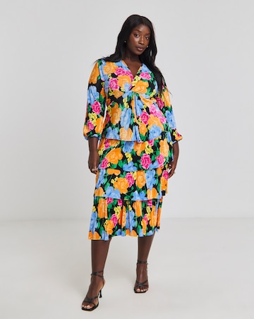 Floral Print Tiered Plisse Midi Dress