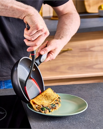 Morphy Richards Forged Aluminium Frying Pan Set