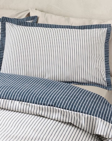 Catherine Lansfield Oxford Pinstripe Duvet Cover Set