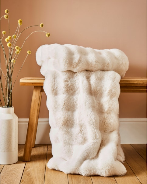 Luxe Bubble Faux Fur Throw