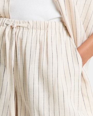 Simply Be Neutral Striped Tie Waist Linen Mix Shorts