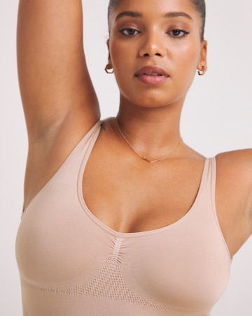 MAGIC Bodyfashion Medium Control Low Back Bodysuit Cappccino
