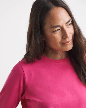 Longline Curved Hem 3/4 Sleeve Top