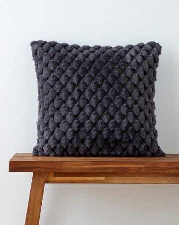 Scallop Faux Fur Cushion