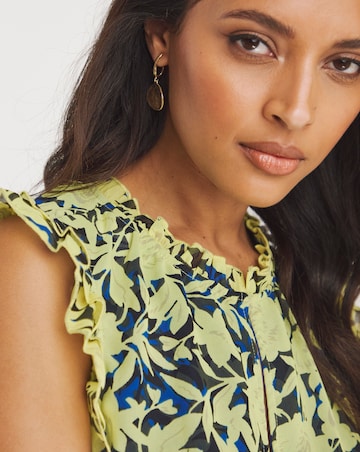 Sleeveless V-Neck Maxi Dress With Frills