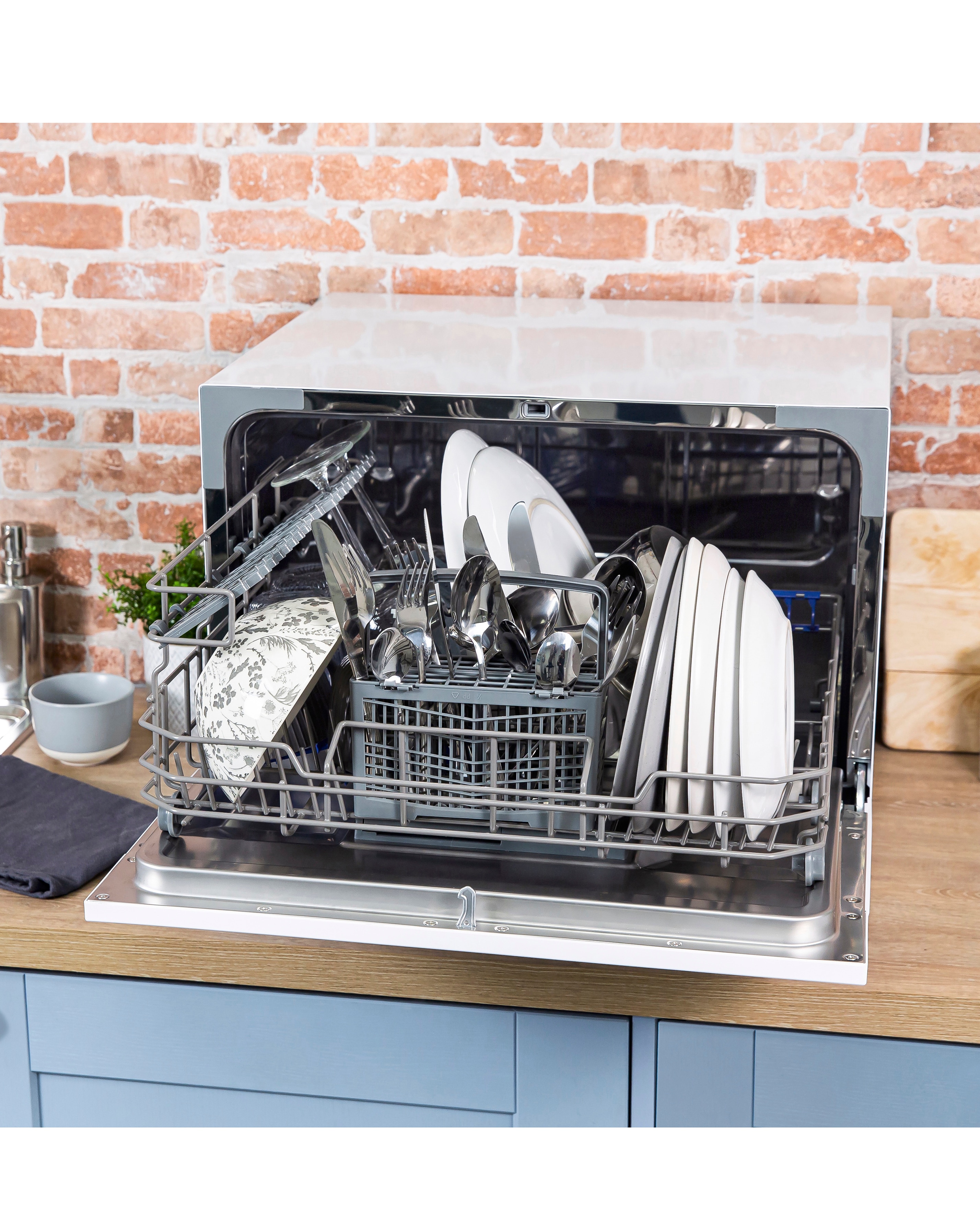 Russell Hobbs RHTTDW6W Table Top Dishwasher White Ambrose Wilson