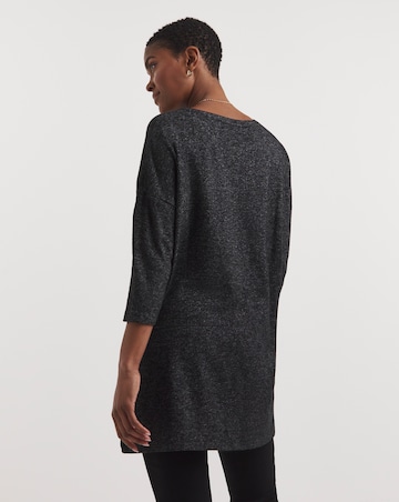 Soft Touch Pocket Longline Top