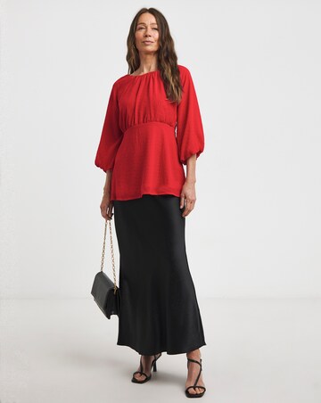 Scarlet Exposed Back Textured Swing Top