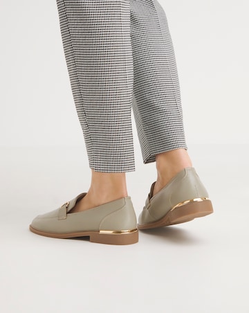 Cushion Walk Trim Loafers EEE Fit
