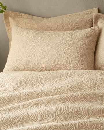 Pineapple Elephant Casablanca Pinsonic Duvet Cover Set