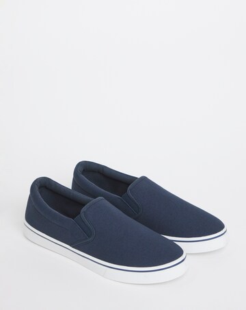 Basic Slip On Pump Wide