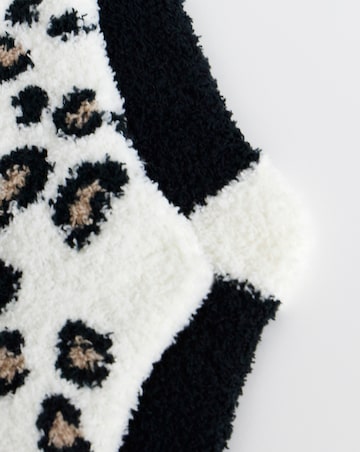 Pretty Secrets (2 Pair Pack) Cosy Socks Black Animal