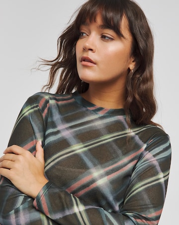 Black Check Print Dry Handle Mesh Top