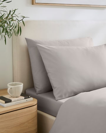 Non Iron Plain Dye Housewife Pillowcase Pair