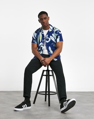 Surf Board Print Short Sleeve Cuban Collar Shirt