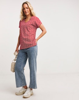 Red Spot V-Neck Short Sleeve T-Shirt