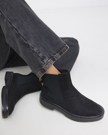 Arya Classic Chelsea Boots - Standard Fit (D)