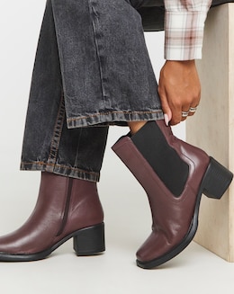 Lady Block Heel Chelsea Boots - Extra Wide Fit (EEE)