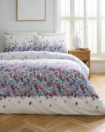 Julipa Zola Floral Trail Cotton Blend Reversible Duvet Set