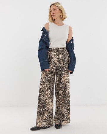 Animal Print Textured Wide Leg Trouser