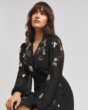 Hope & Ivy Melanie Embellished Black Wrap Maxi Dress