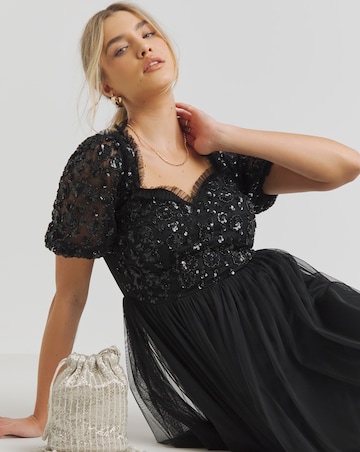 Maya Curve Floral Midi Dress