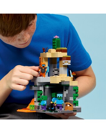 LEGO Minecraft Zombie Dungeon