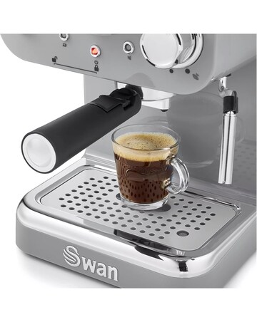 Swan Digital Pump Espresso Coffee Machine With Milk Frother