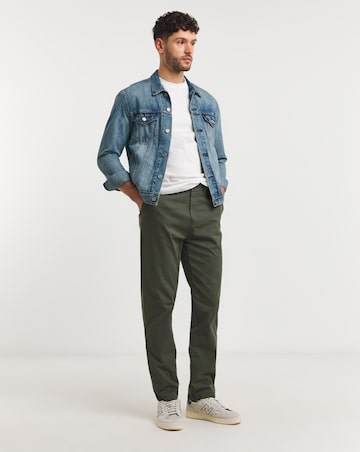 Tapered Fit Chino