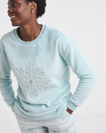 Pretty Secrets Christmas Giftable Fleece Pyjama Set & Fluffy Socks