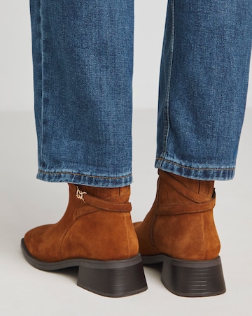 Heavenly Soles Phoenix Suede Square Toe Boots Concealed Gusset - Wide Fit (E)