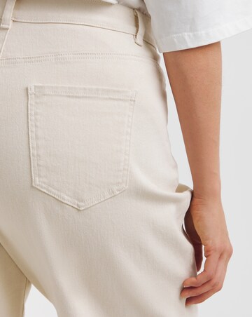 Ecru Cropped Barrel Jeans