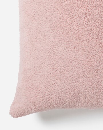 Cuddle Fleece Cushion