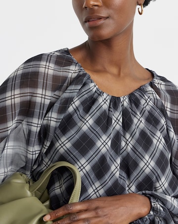 Check Volume Sleeve Blouse