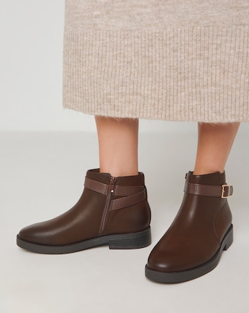 Drew Ankle Buckle Boot - Extra Wide Fit (EEE)