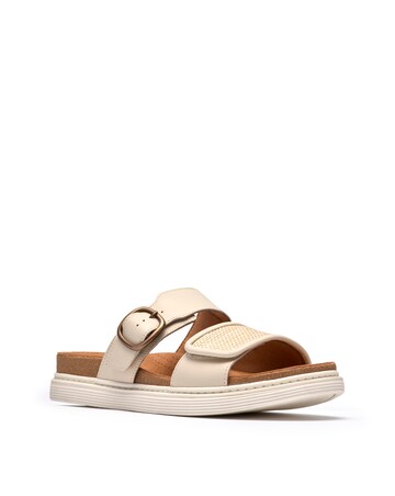 Clarks Cream Leather Arwell Step Sandals - Wide Fit (E)