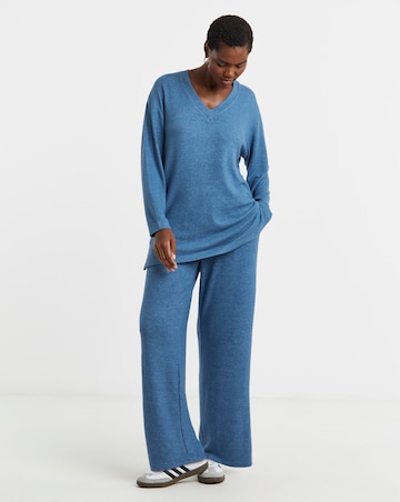 Soft Touch V-Neck Longline Top