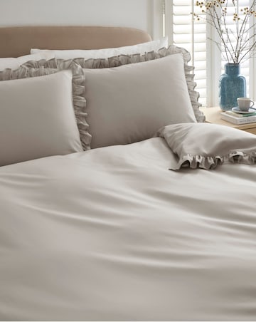 Ruffled Edge Duvet Cover Set
