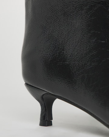 Simone Kitten Heel Straight Leg Boots - Extra Wide Fit (EEE) & Super Curvy Calf