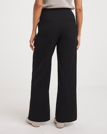 Magisculpt Wide Leg Trousers Short