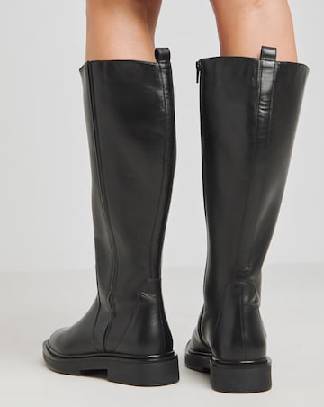 Andy Leather Stretch Seam Knee High Flat Boots Wide E Fit Super Curvy Calf