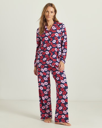 Pretty Secrets Soft Knit Lip Print Revere Pyjama Set