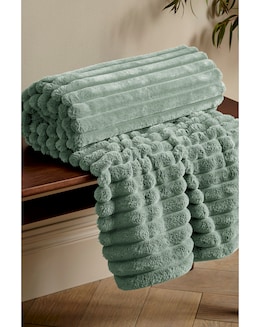 Catherine Lansfield  Cosy Ribbed Throw
