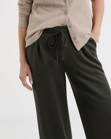 Tie Front Jogger
