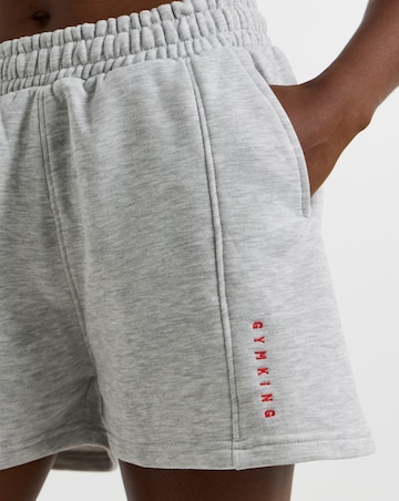 Gym King Shadow Seam Detail Short
