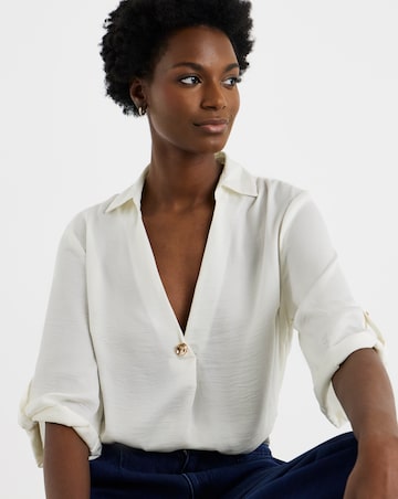 Button Detail Collar Popover Top