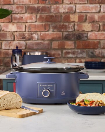 Russell Hobbs Extra Large 7L Slow Cooker - Navy