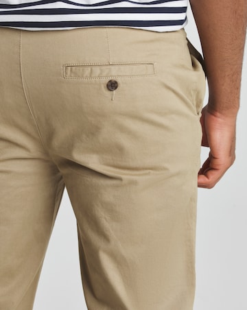 Straight Fit Chino