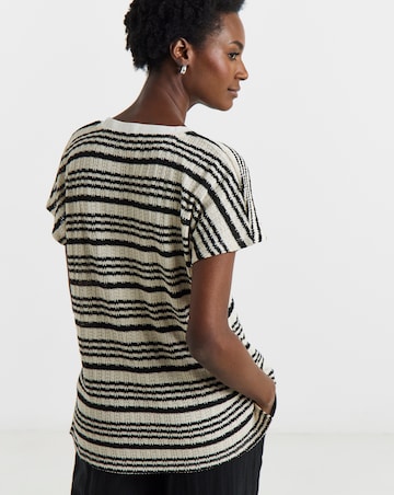 Textured Stripe Short Sleeve T-Shirt