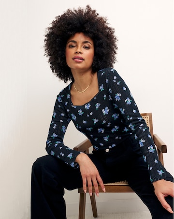 Nobody's Child Carey Top